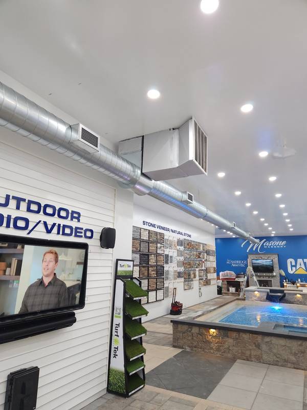 Spiral duct with diffuser installed