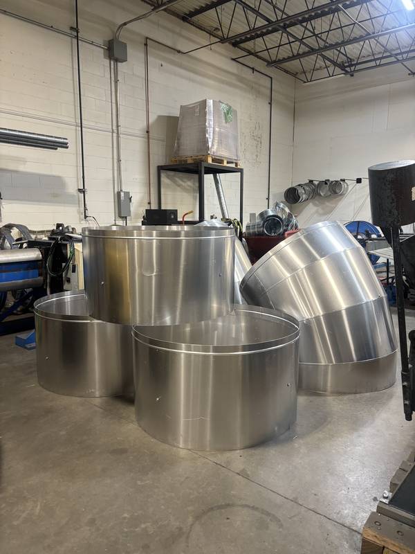 Spiral duct sections and elbows