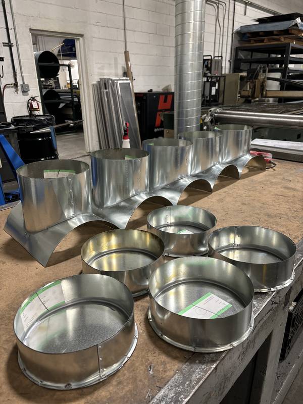 Round duct collars and couplings